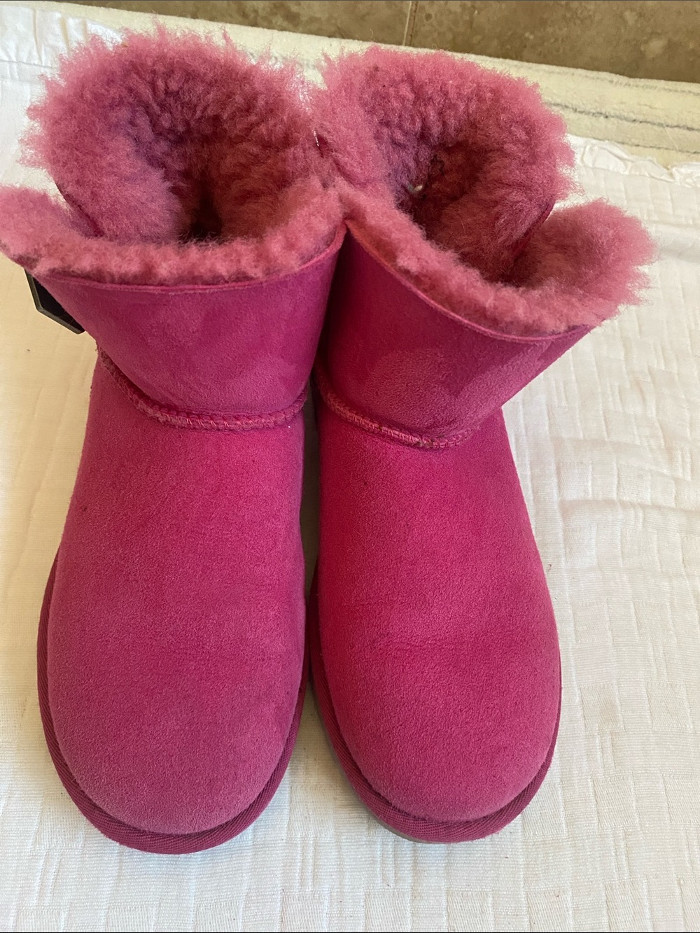 UGG Women's Short Shearling Boots - Hot Pink